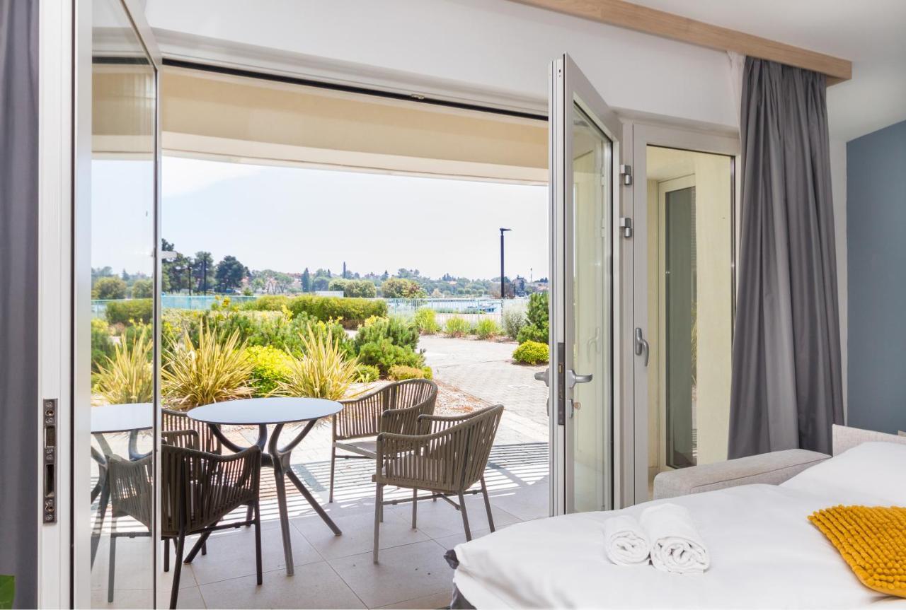 The Garden Palace Umag By Locap Group Exterior photo
