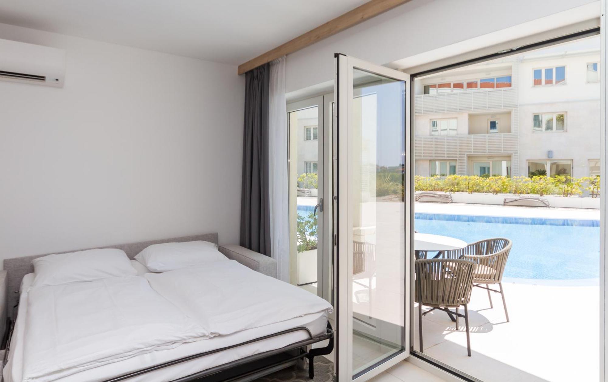The Garden Palace Umag By Locap Group Exterior photo