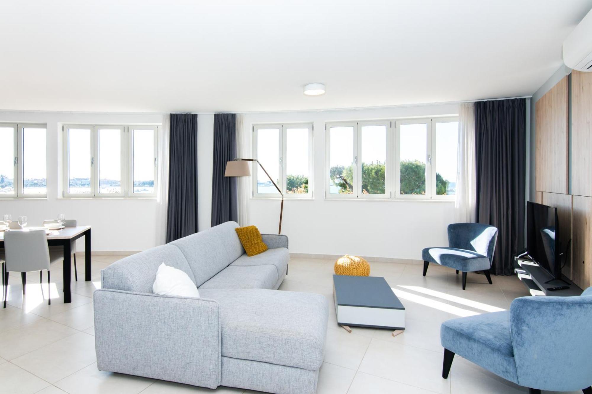 The Garden Palace Umag By Locap Group Exterior photo